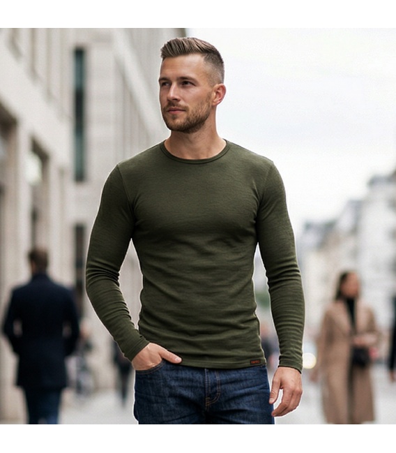 Bluza barbatesca  87% merino extrafin 13% nylon 200g/mp